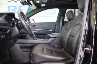2023 Cadillac XT4 in Montreal, Quebec - 2 - w320h240px