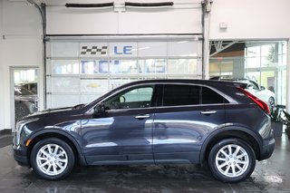 Cadillac XT4  2023 à Montréal, Québec - 9 - w320h240px