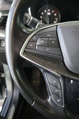 2021 Cadillac XT5 in Montreal, Quebec - 13 - w320h240px