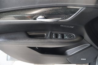 2021 Cadillac XT5 in Montreal, Quebec - 19 - w320h240px