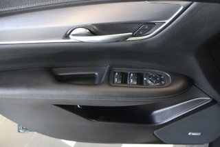 2022 Cadillac XT5 in Montreal, Quebec - 18 - w320h240px