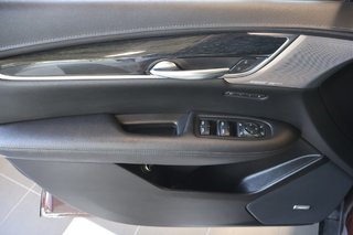 2023 Cadillac XT5 in Montreal, Quebec - 20 - w320h240px