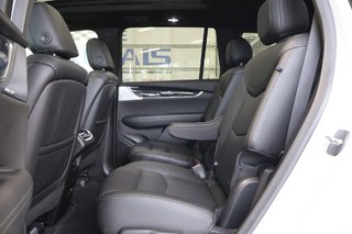 2022 Cadillac XT6 in Montreal, Quebec - 22 - w320h240px