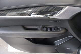 2022 Cadillac XT6 in Montreal, Quebec - 21 - w320h240px