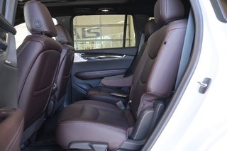 2022 Cadillac XT6 in Montreal, Quebec - 22 - w320h240px