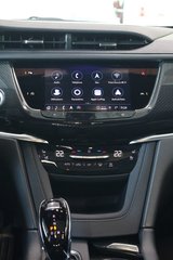 Cadillac XT6  2023 à Montréal, Québec - 5 - w320h240px