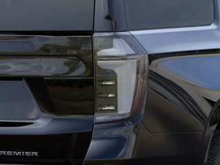 2025 CHEVROLET TRUCK Suburban in Montreal, Quebec - 11 - w320h240px