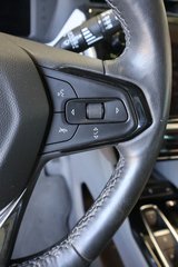 2023 Chevrolet Bolt EUV in Montreal, Quebec - 14 - w320h240px