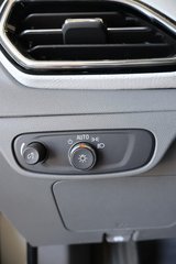 2023 Chevrolet Bolt EUV in Montreal, Quebec - 19 - w320h240px
