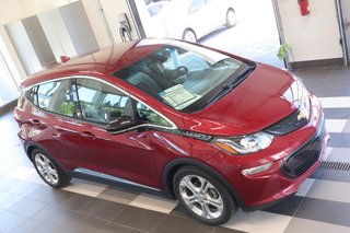 2021 Chevrolet Bolt EV in Montreal, Quebec - 9 - w320h240px