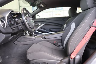 2022 Chevrolet Camaro 1LT RS in Montreal, Quebec - 2 - w320h240px