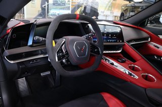 Chevrolet Corvette  2026 à Montréal, Québec - 3 - w320h240px