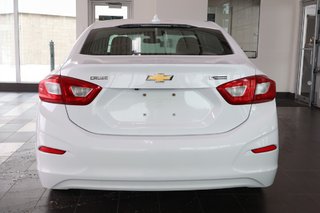 Chevrolet Cruze  2016 à Montréal, Québec - 20 - w320h240px