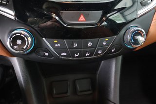 Chevrolet Cruze  2016 à Montréal, Québec - 15 - w320h240px