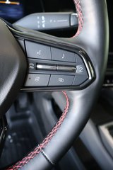 Chevrolet Equinox EV  2024 à Montréal, Québec - 13 - w320h240px