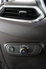 2020 Chevrolet Equinox in Montreal, Quebec - 15 - w320h240px