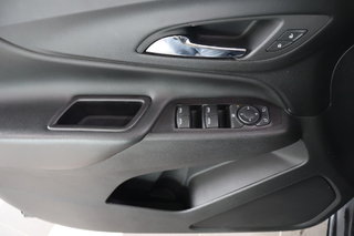 2020 Chevrolet Equinox in Montreal, Quebec - 16 - w320h240px
