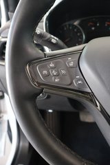 Chevrolet Equinox  2023 à Montréal, Québec - 11 - w320h240px