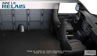 Chevrolet Express Cargo 2500  2026 à Montréal, Québec - 4 - w320h240px