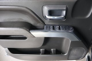 Chevrolet Silverado 1500  2014 à Montréal, Québec - 18 - w320h240px