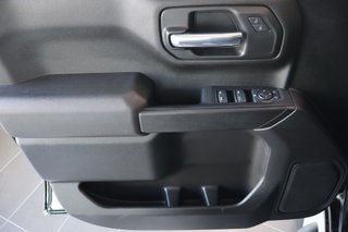 Chevrolet Silverado 1500  2021 à Montréal, Québec - 17 - w320h240px