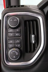 Chevrolet Silverado 1500  2021 à Montréal, Québec - 17 - w320h240px