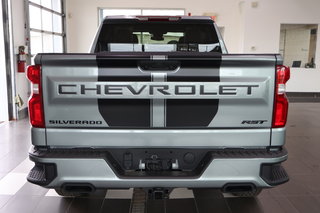 2025 Chevrolet Silverado 1500 in Montreal, Quebec - 18 - w320h240px