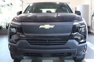 Chevrolet Silverado EV  2024 à Montréal, Québec - 7 - w320h240px