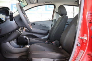 2017 Chevrolet Spark in Montreal, Quebec - 2 - w320h240px