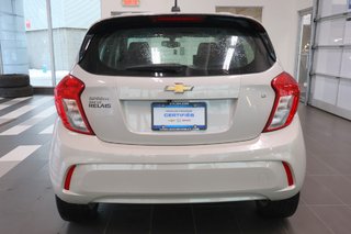 Chevrolet Spark  2017 à Montréal, Québec - 21 - w320h240px