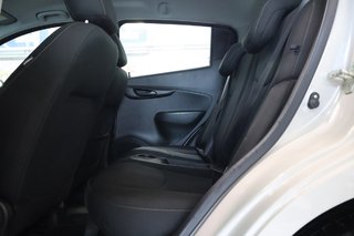 Chevrolet Spark  2017 à Montréal, Québec - 19 - w320h240px