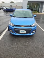 Chevrolet Spark LT 2017 à Montréal, Québec - 2 - w320h240px