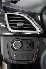 2019 Chevrolet Spark in Montreal, Quebec - 17 - w320h240px
