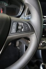 Chevrolet Spark  2022 à Montréal, Québec - 13 - w320h240px