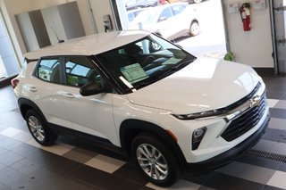 Chevrolet Trailblazer  2024 à Montréal, Québec - 9 - w320h240px