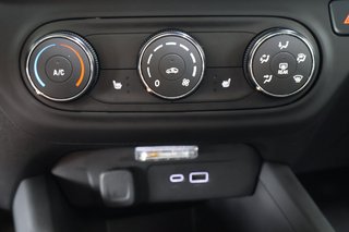 Chevrolet Trax  2024 à Montréal, Québec - 15 - w320h240px