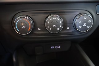 Chevrolet Trax  2024 à Montréal, Québec - 15 - w320h240px