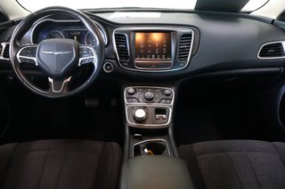 2016 Chrysler 200 Limited CERTIFIÉ ET INSPECTÉ in Montreal, Quebec - 3 - w320h240px