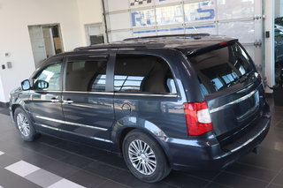 Chrysler Town & Country  2014 à Montréal, Québec - 22 - w320h240px