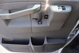 2023 GMC Savana Commercial Cutaway in Montreal, Quebec - 18 - w320h240px