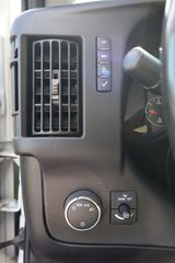2023 GMC Savana Commercial Cutaway in Montreal, Quebec - 17 - w320h240px