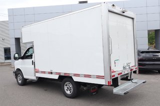 2026 GMC Savana Cutaway 3500 in Montreal, Quebec - 15 - w320h240px