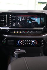 GMC Sierra 1500  2023 à Montréal, Québec - 5 - w320h240px