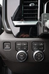 2026 GMC Sierra 2500 HD in Montreal, Quebec - 14 - w320h240px