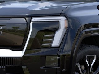 2025 GMC Sierra EV in Montreal, Quebec - 10 - w320h240px