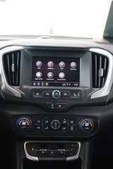 2024 GMC Terrain SLE AWD  CERTIFIÉ in Montreal, Quebec - 5 - w320h240px