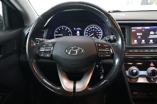 2020 Hyundai Elantra in Montreal, Quebec - 10 - w320h240px