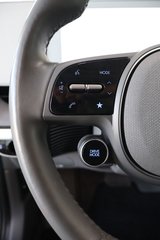 2023 Hyundai Ioniq 5 in Montreal, Quebec - 11 - w320h240px