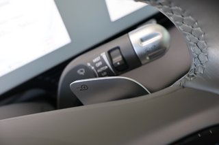2023 Hyundai Ioniq 5 in Montreal, Quebec - 14 - w320h240px