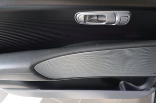 2024 Hyundai IONIQ 6 in Montreal, Quebec - 21 - w320h240px